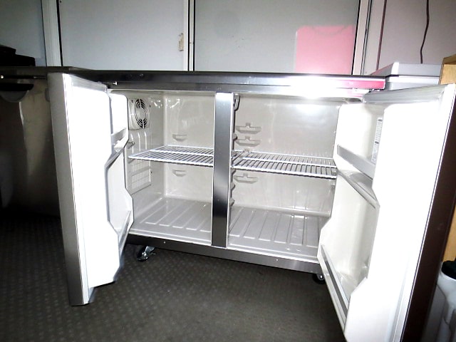 キッチンカー装備 コールドテーブル