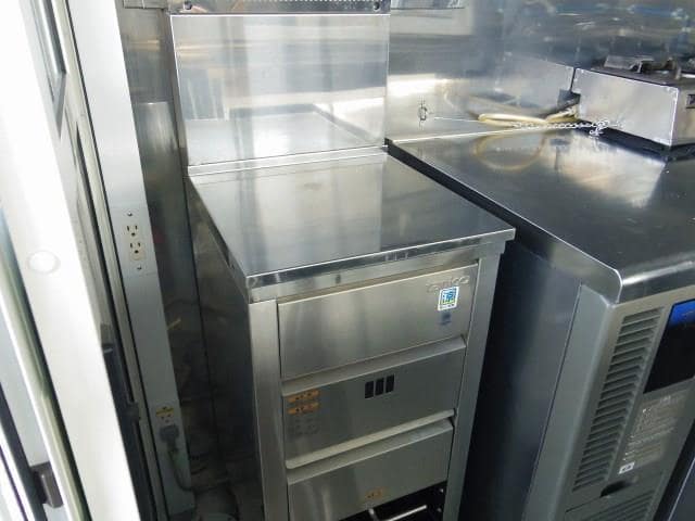 キッチンカー装備 フライヤー