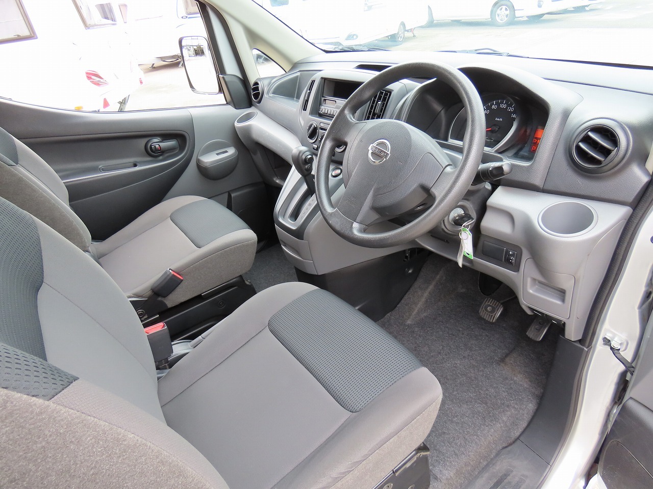 日産 NV200バネット