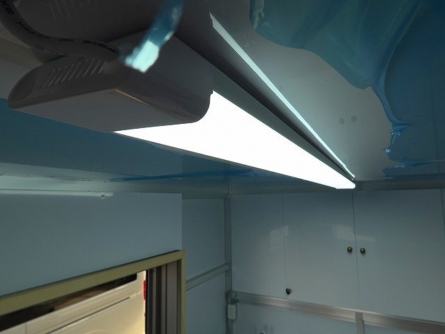 三菱 ミニキャブ