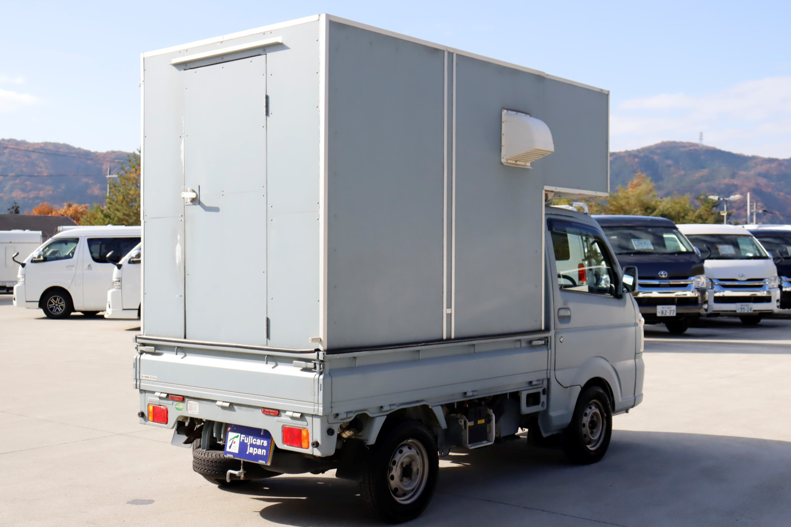 日産 NT100クリッパー