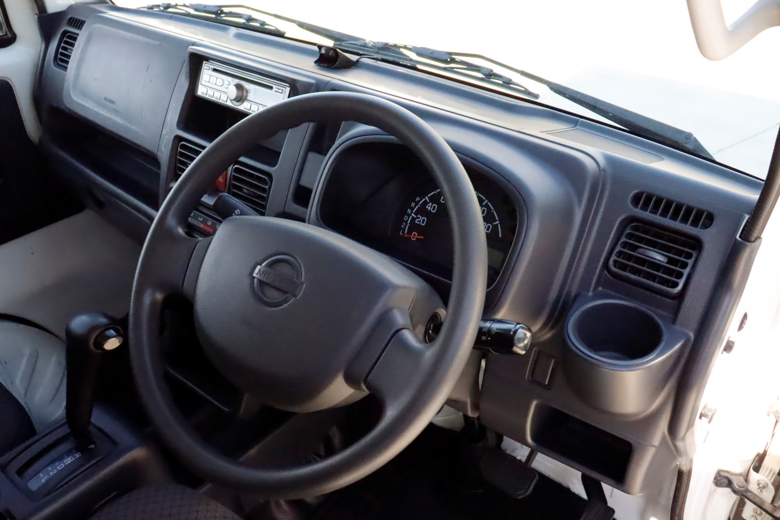 日産 NT100クリッパー