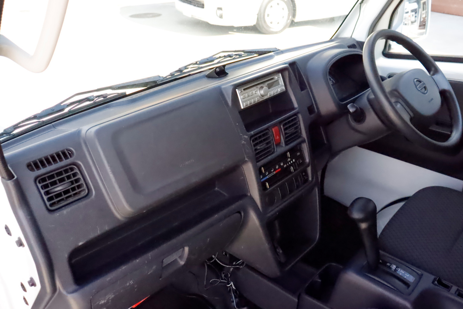 日産 NT100クリッパー