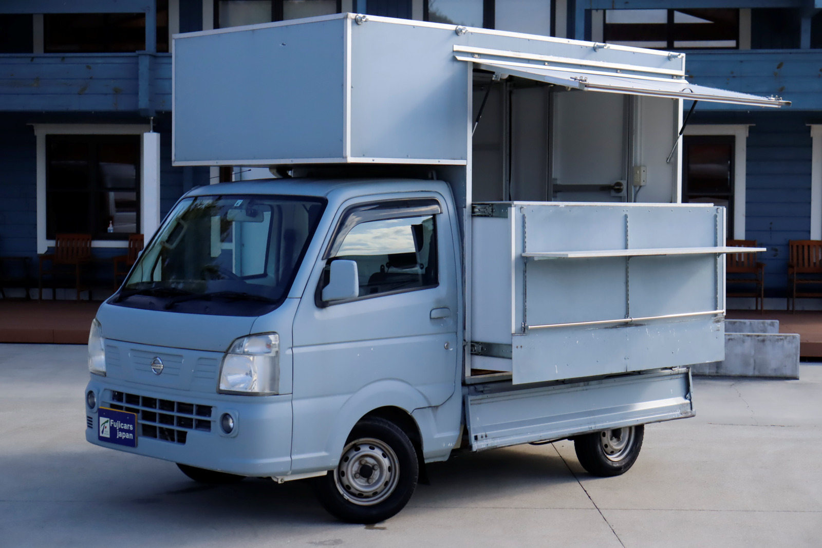 日産 NT100クリッパー