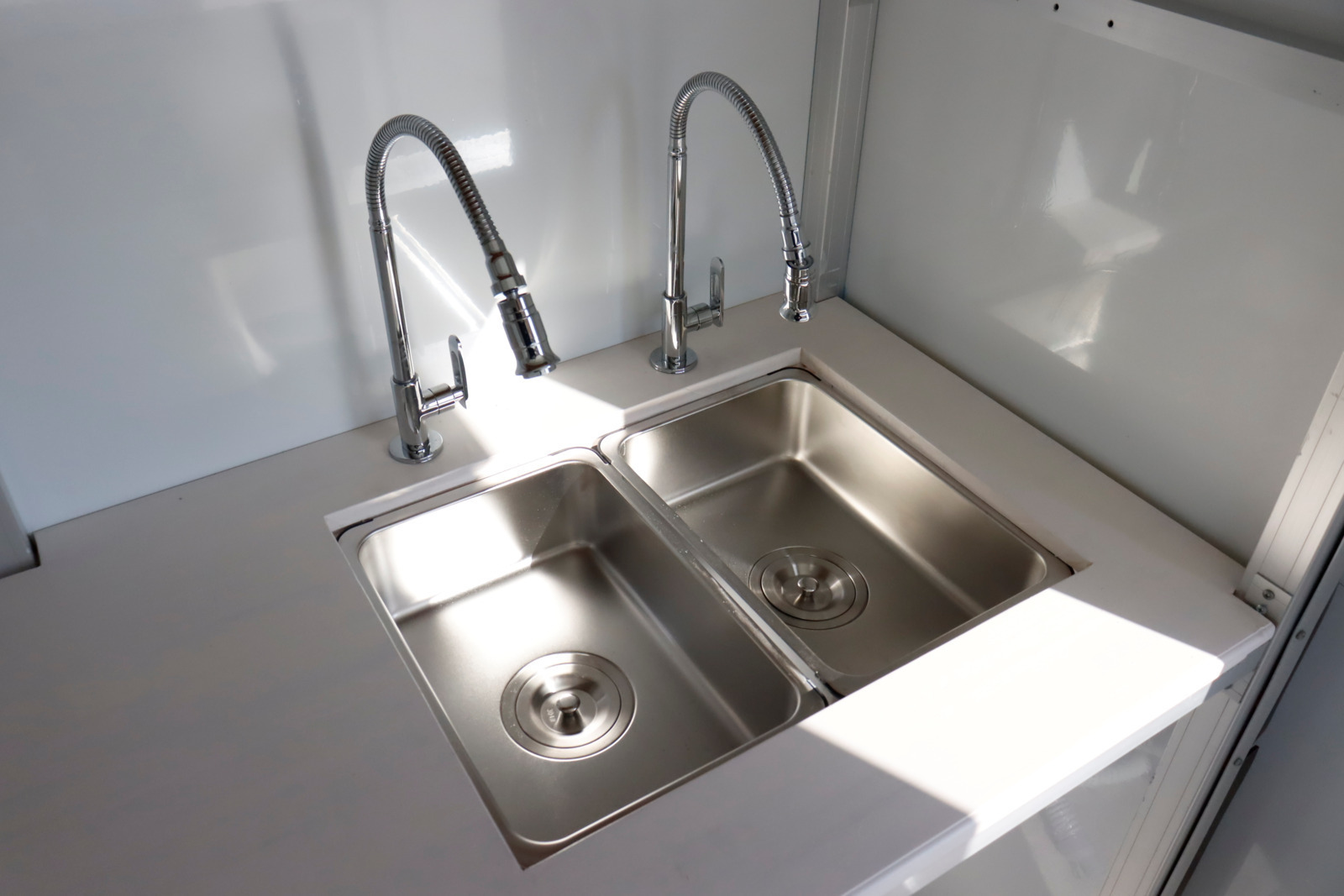 日産 NT100クリッパー