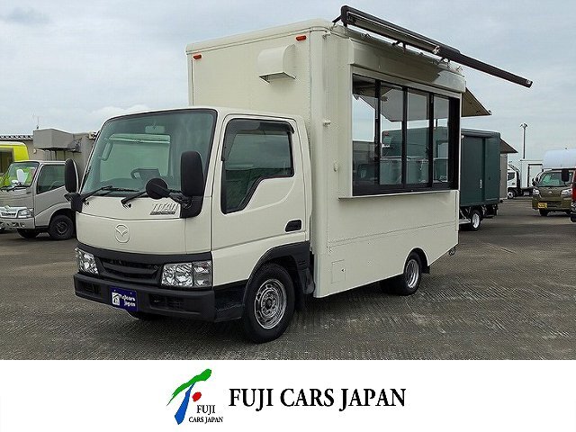 タイタンダッシュ 移動販売車 キッチンカー　8ナンバー加工車登録