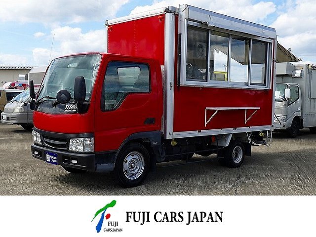 タイタンダッシュ 移動販売車 キッチンカー　フードトラック　8ナンバー