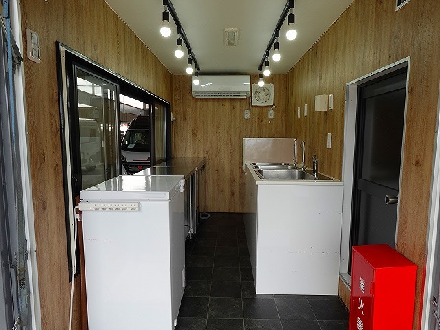 日産 アトラス