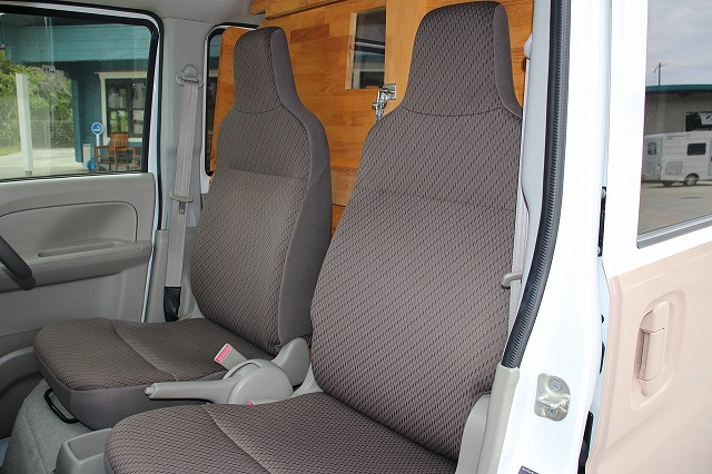日産 NV100クリッパー