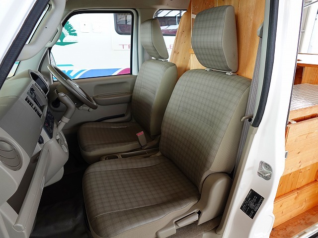 日産 NV100クリッパー