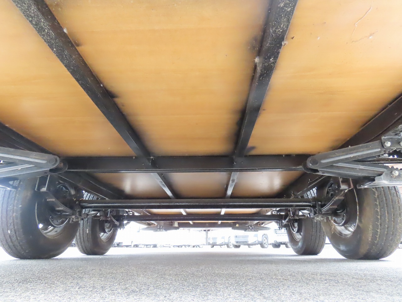 キャンピングカー トレーラー