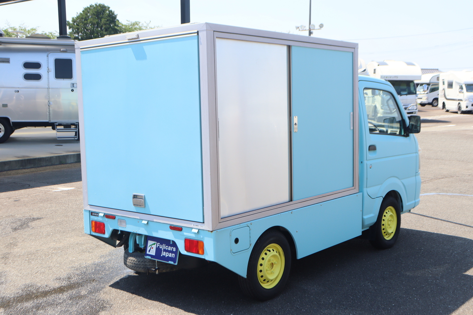 日産 NT100クリッパー