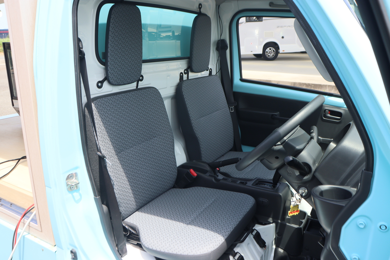 日産 NT100クリッパー