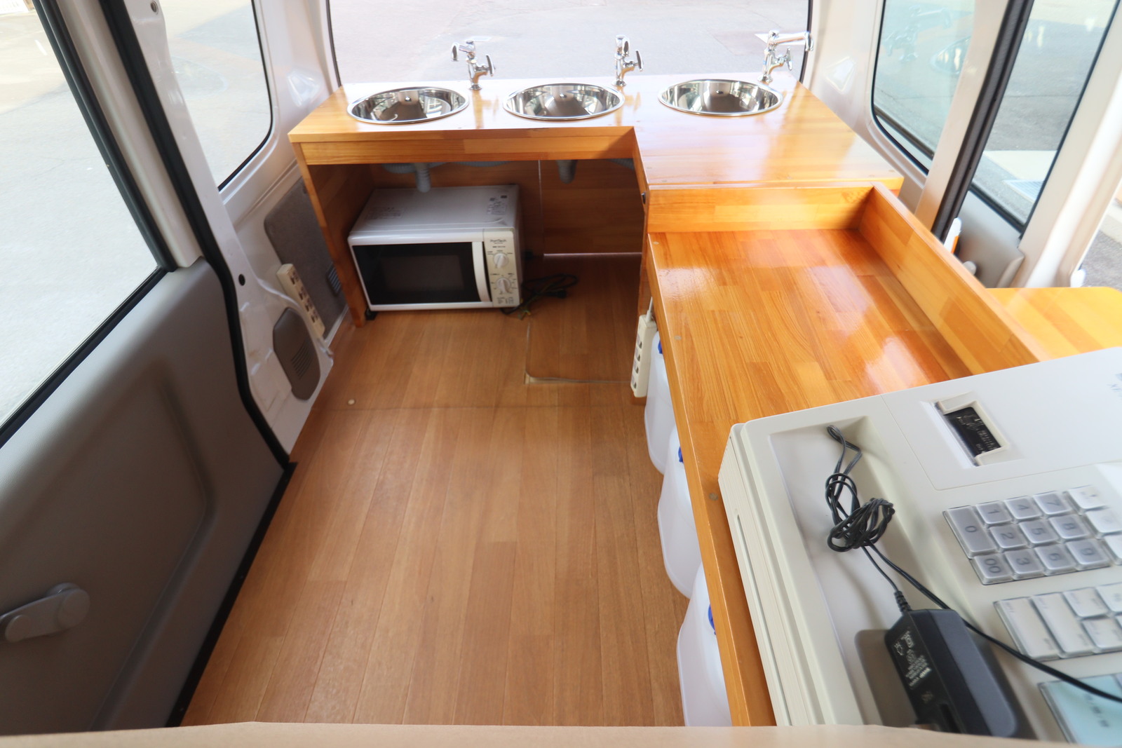 三菱 ミニキャブ