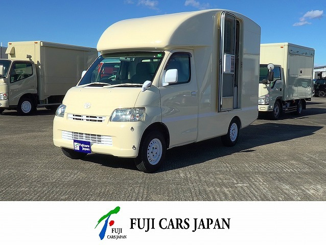 タウンエース 移動販売車　キッチンカー　元パン屋