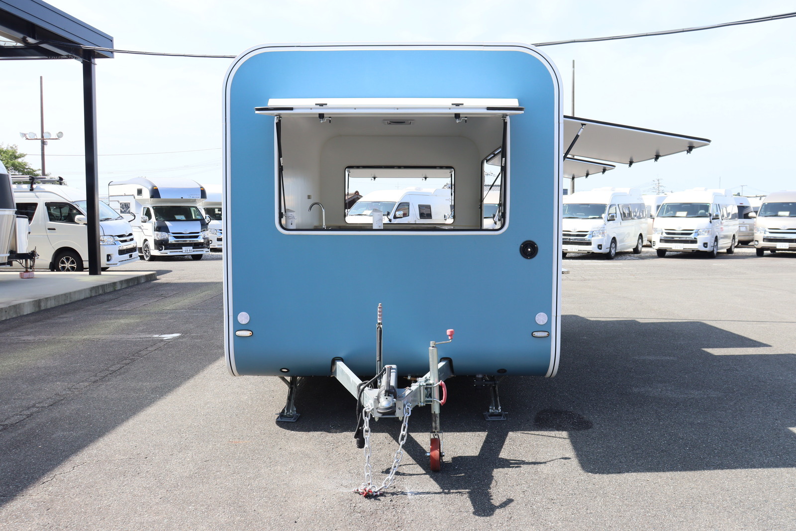 キャンピングカー トレーラー