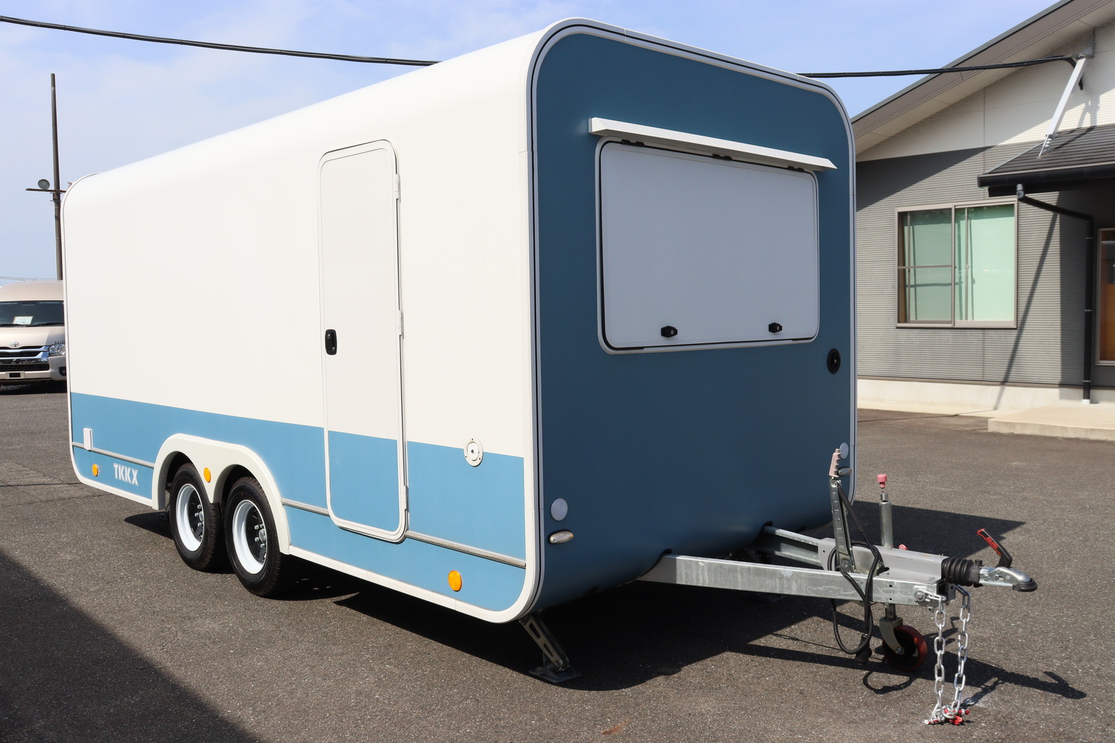 キャンピングカー トレーラー