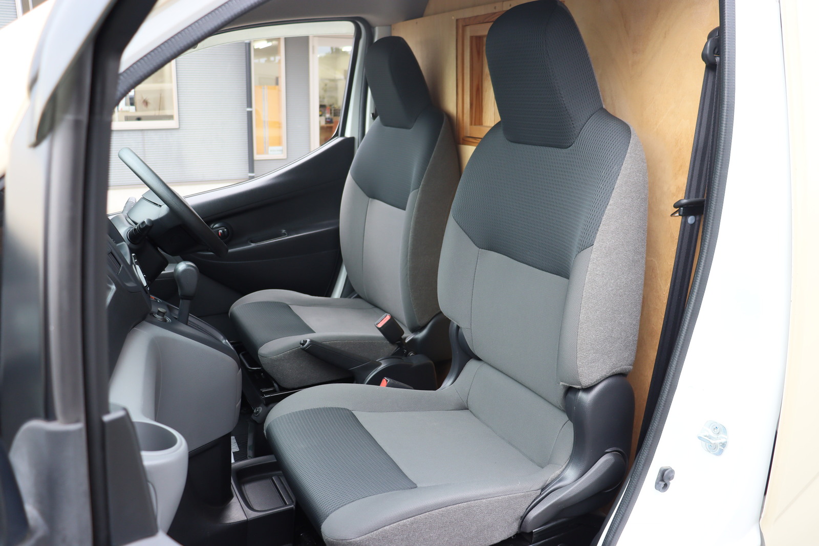 日産 NV200バネット