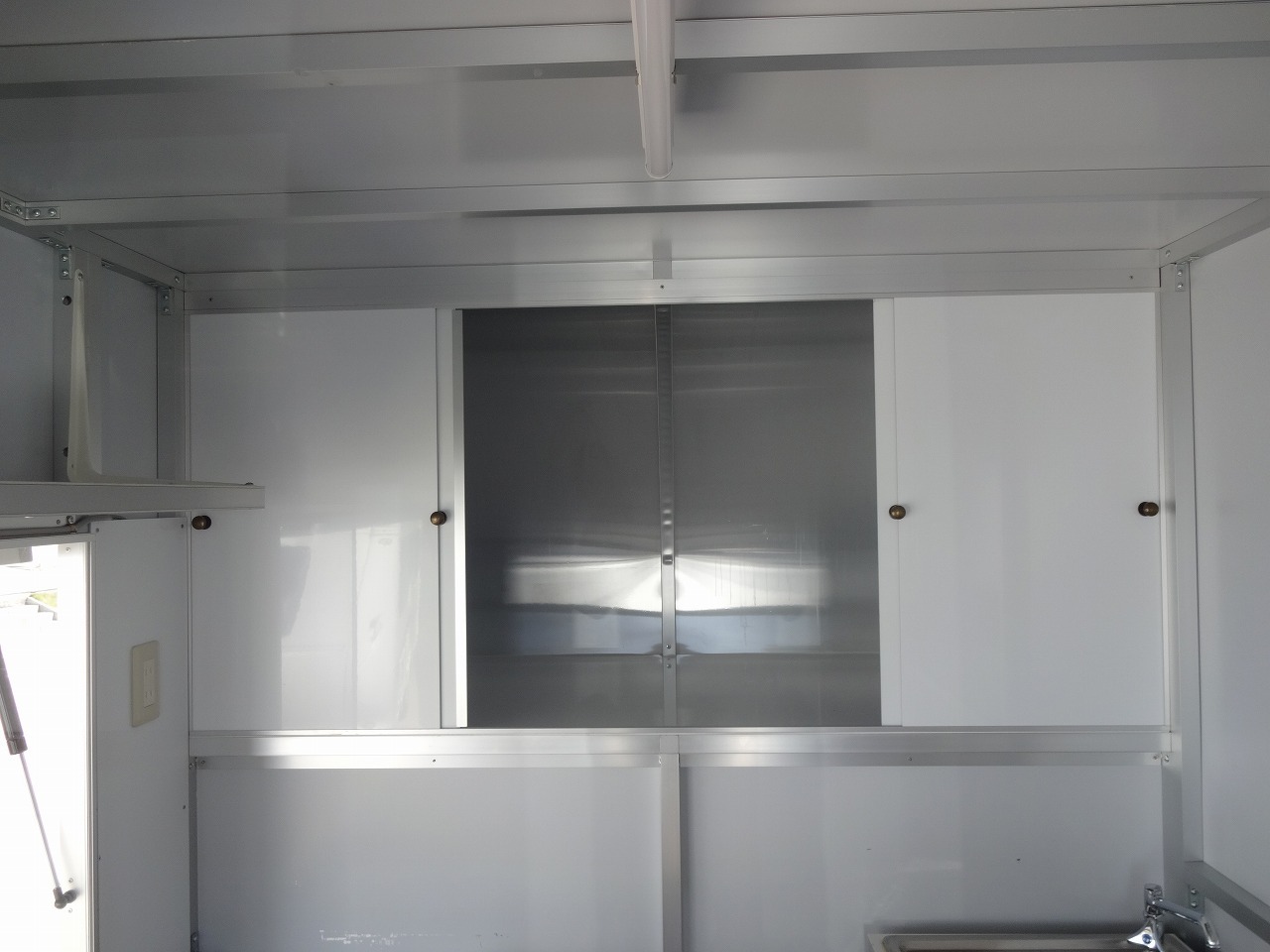 キャンピングカー タウンエース