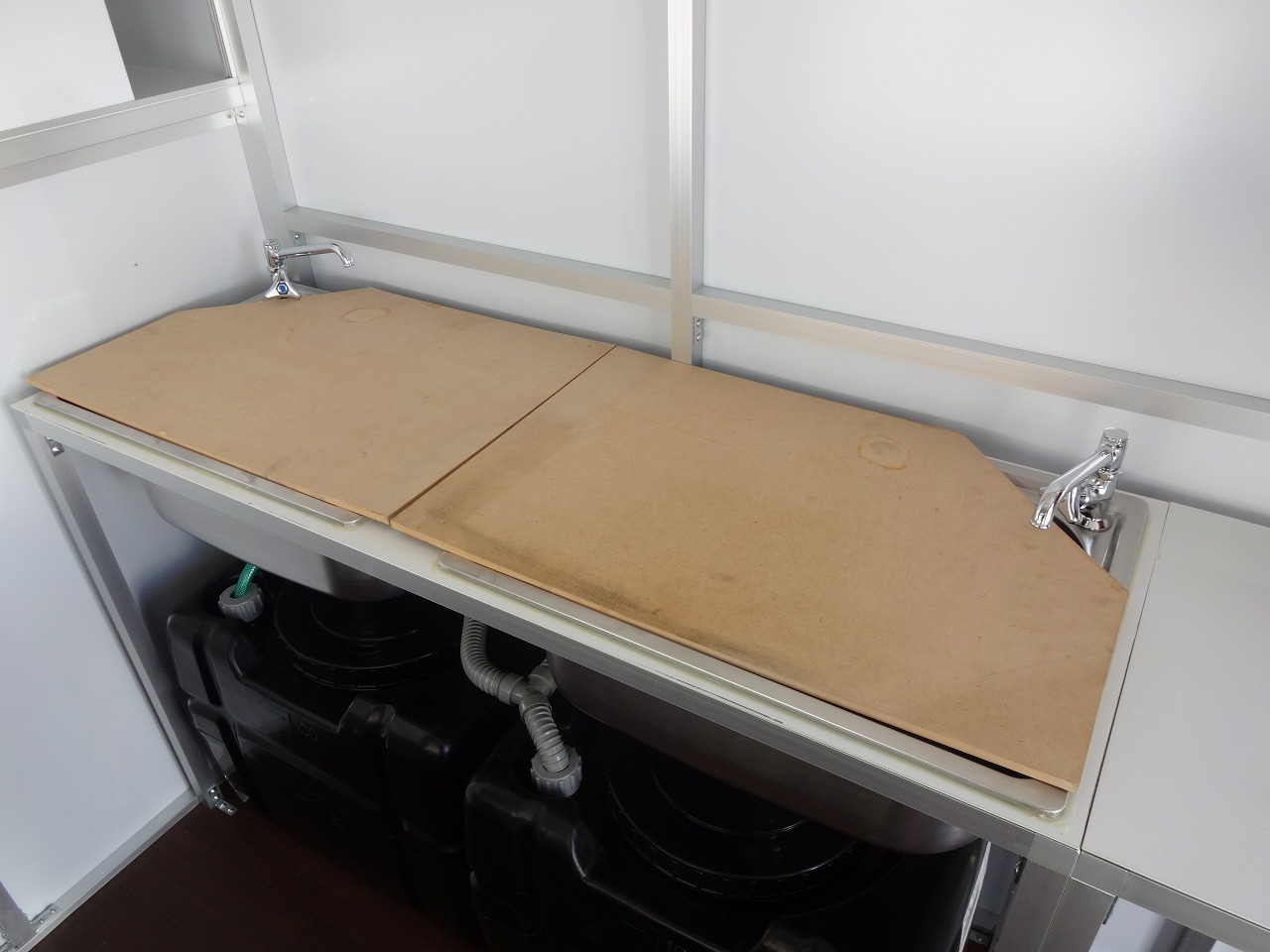 キャンピングカー タウンエース