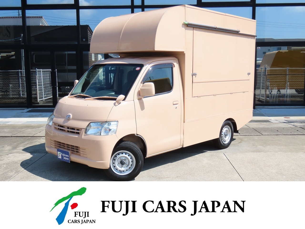 ライトエース 移動販売車　キッチンカー　ケータリングカー