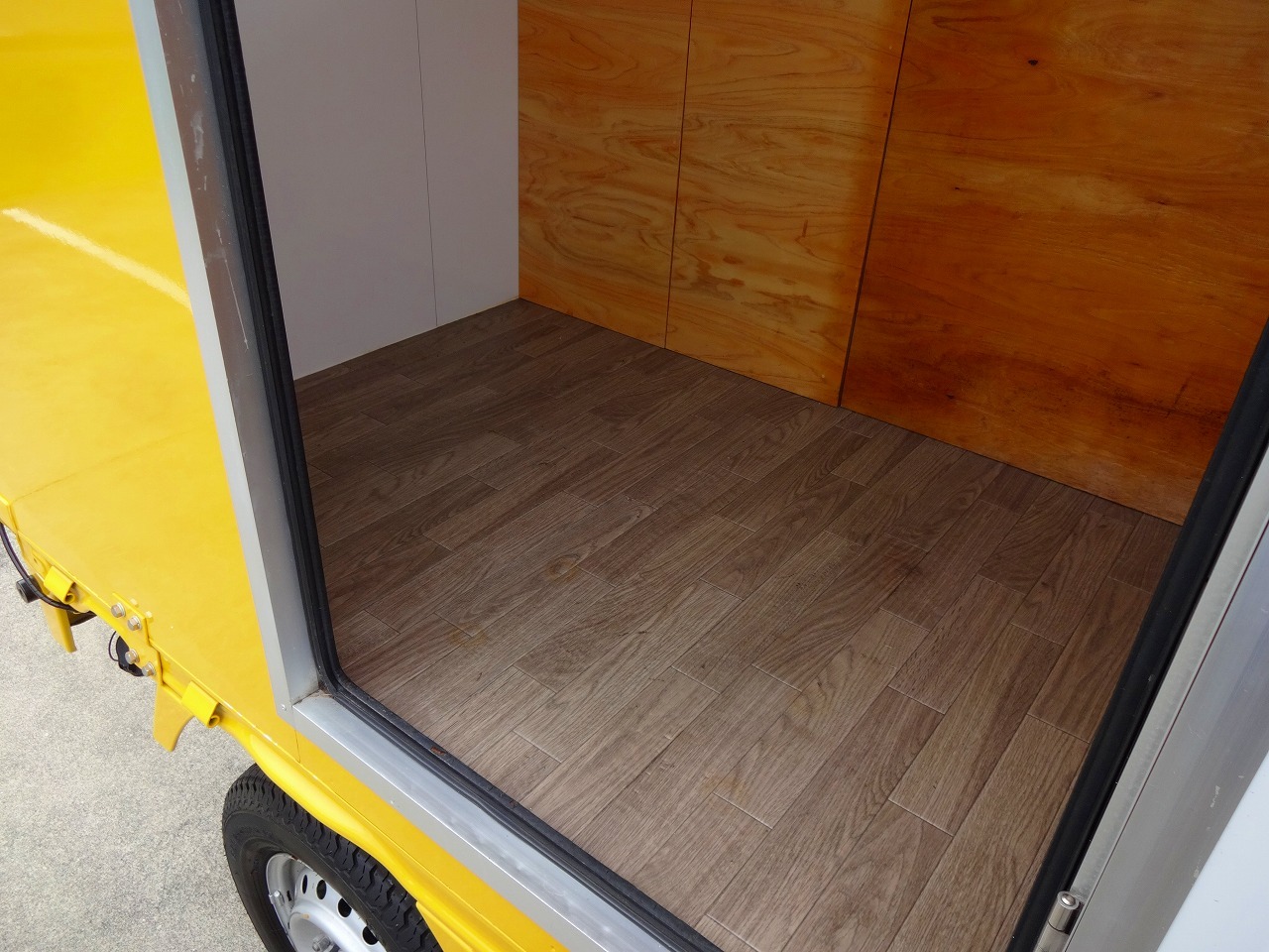 日産 NV100クリッパー